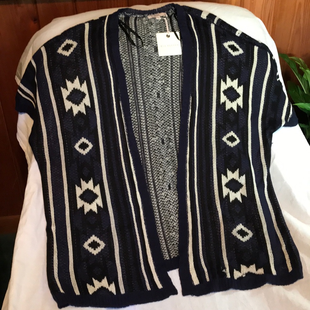 Blu-Pepper Sweater wrap with short sleeves Sm
